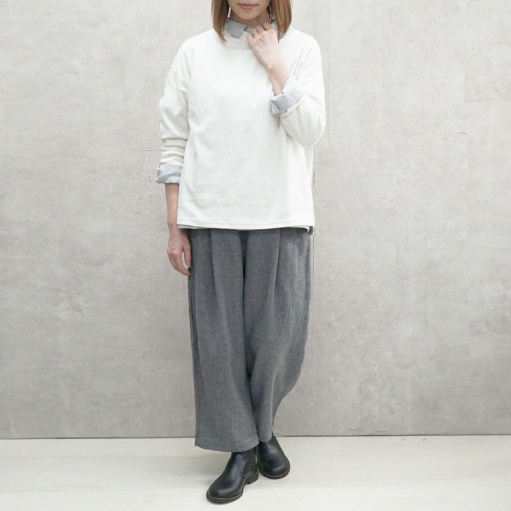 Branch m‘.,ブランチエム,ナチュラル,30代,40代,50代,60代,リネン,ゆったり,パンツ,テーパードパンツ,タックパンツ,フォーマル,オケージョン,セットアップ,テーパード