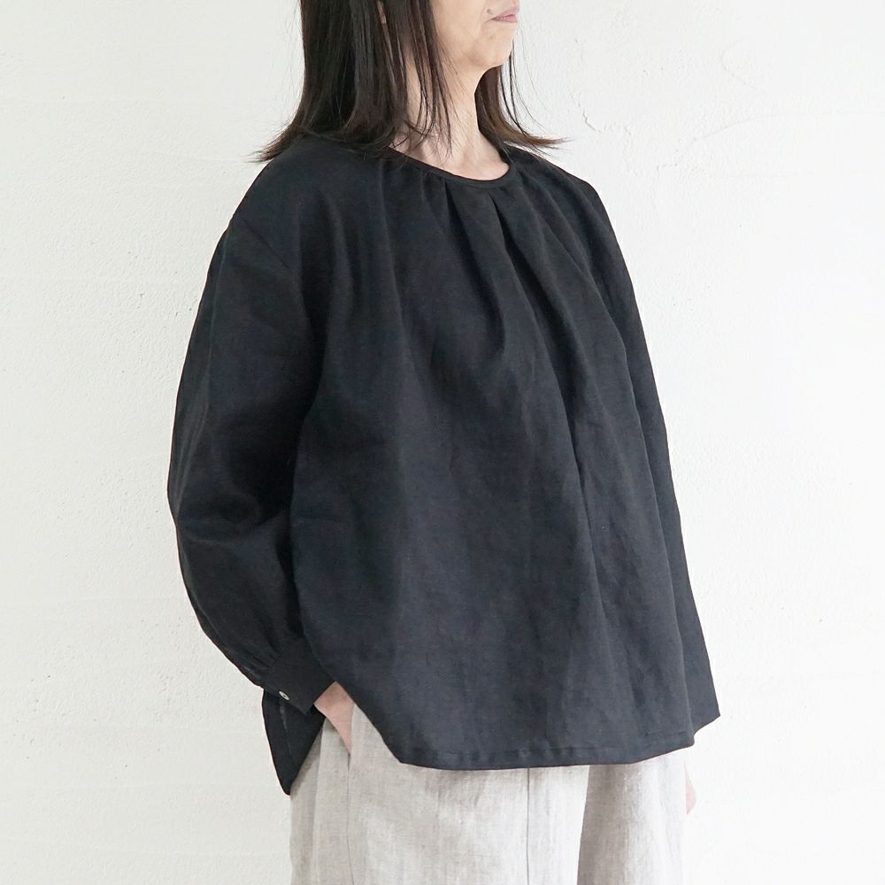 Branch m‘.,ブランチエム,ナチュラル,30代,40代,50代,60代,リネン,ゆったり,blouse,ブラウス,リネンブラウス,プルオーバーブラウス,ギャザーブラウス,タックブラウス,